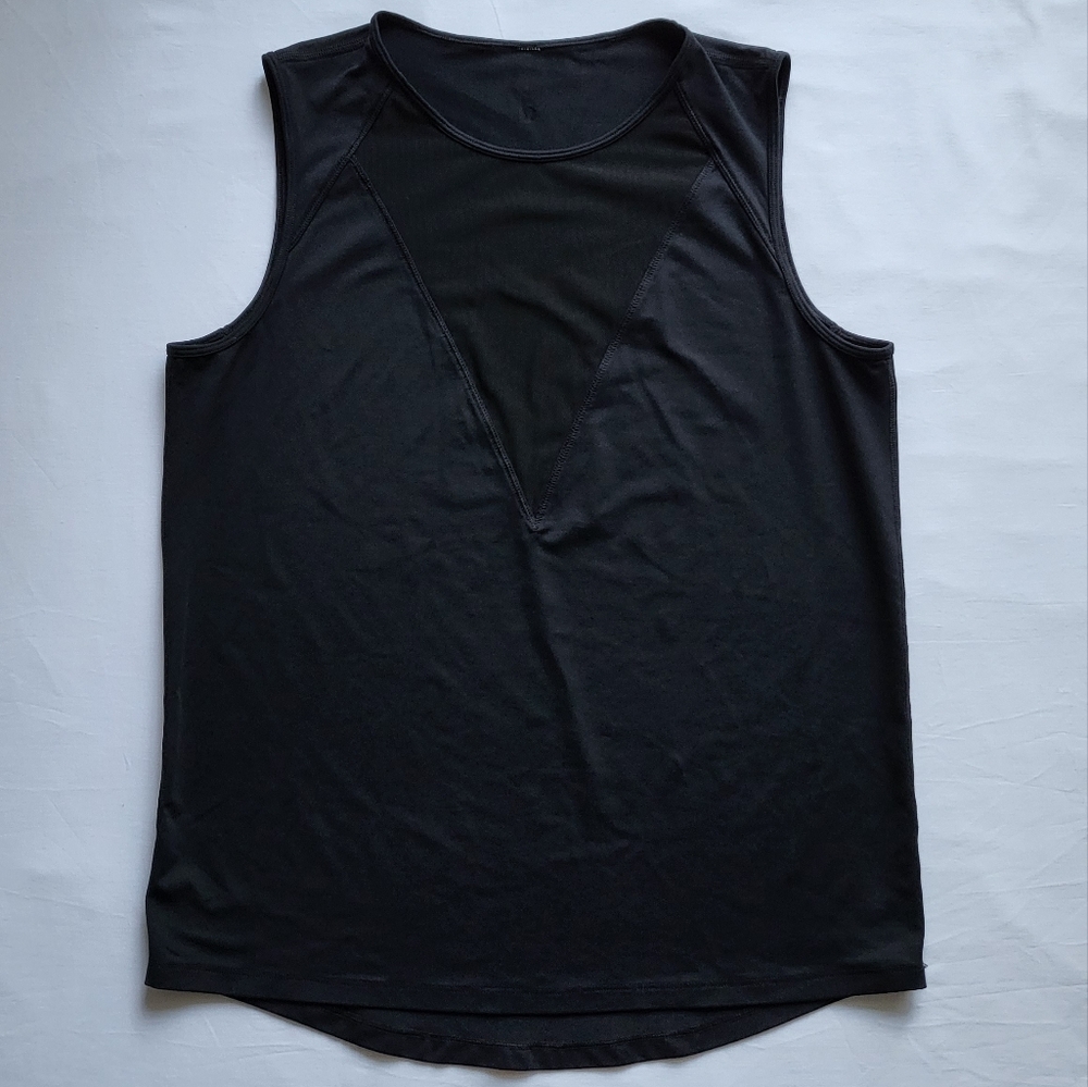 ๐Like New Lululemon Plank Tank - Picture 6 of 10